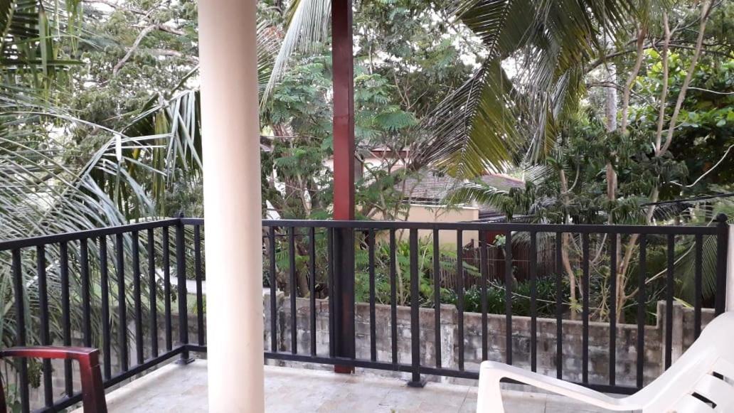 Blue Point Rest Hotel Tangalle Ngoại thất bức ảnh